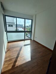 Kovan Road (D19), Terrace #549969141
